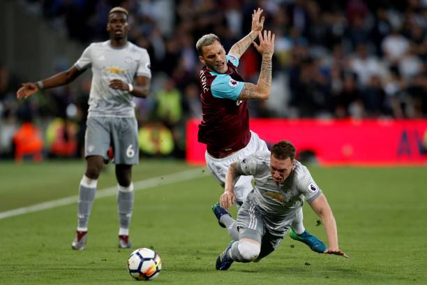 的球队背后 的球队背后